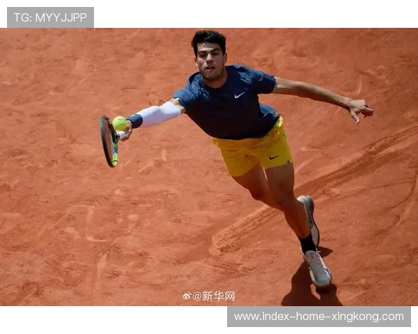 阿尔卡拉斯越来越像冠军，那股自信真迷人，阿尔卡拉斯法网