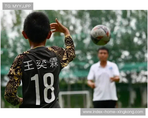 巴黎拟在蒙帕纳斯周边建设青训宿舍提升生活配套引领未来足球新篇章