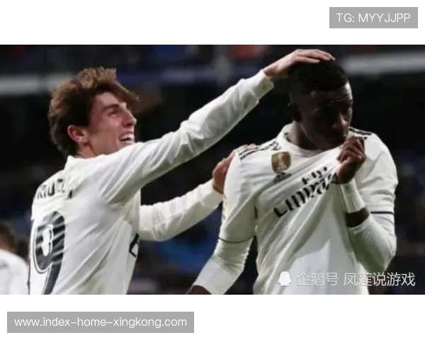 维尼修斯肋部突破后强行下底，皇马进攻优势明显