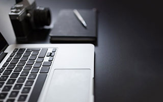 NBA季中锦标赛开打，湖人首战告捷，湖人中锋获得两次总冠军